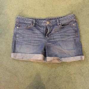LOFT shorts size 14. EUC.